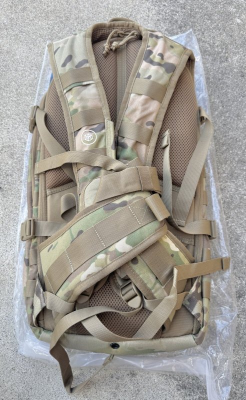 画像4: 米軍放出品 Aquamira Guardian Tactical   ハイドレーション バックパック システム RIG 1000 (4)
