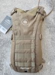 画像2: 米軍放出品 GEIGERRIG ガイガーリグ   ハイドレーションパック　2リットル コヨーテ　 (2)