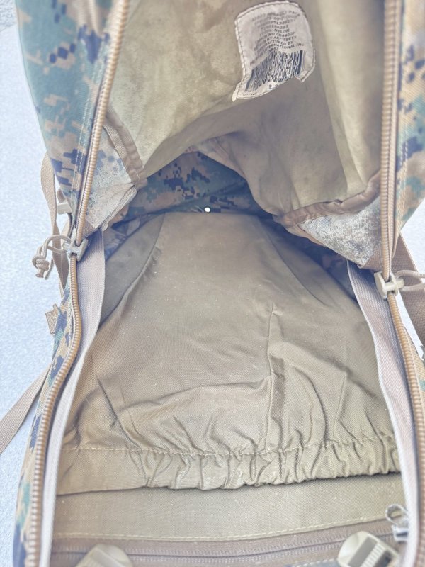 画像7: 米海兵隊実物 ARC'TERYX ピクセル アサルト バックパック (7)