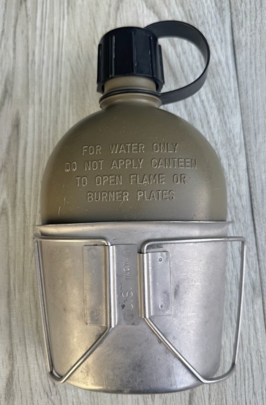 画像2: 米軍実物 キャンティーン カップ セット (2)