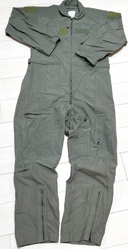 画像1: 米軍実物　CWU27/P　フライトスーツ　OD　46R (1)