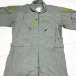 画像2: 米軍実物　CWU27/P　フライトスーツ　OD　46R (2)