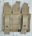 画像2: 海兵隊放出品 Tactical Tailor トリプル マグネット ピストル マガジンポーチ  (2)