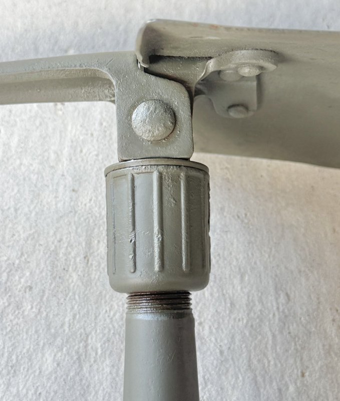 画像4: 米軍実物 ベトナム AMES 1965 FOLDING ショベル ピック (4)