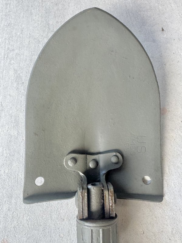 画像10: 米軍実物 ベトナム AMES 1965 FOLDING ショベル ピック (10)