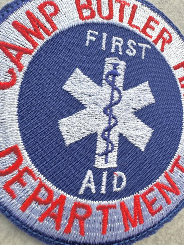 画像2: 米海兵隊実物 CAMP BUTLER FIRE DEPARTMENT ワッペン (2)