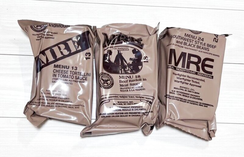 画像1: 米軍実物 2024年検【SOPAKCO】MREレーション/戦闘食 3個セット キャンプ 車中泊 (1)