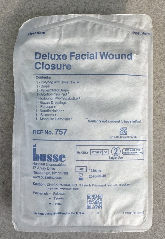 画像2: 米軍実物  Deluxe Facial Wound Closure セット　 (2)