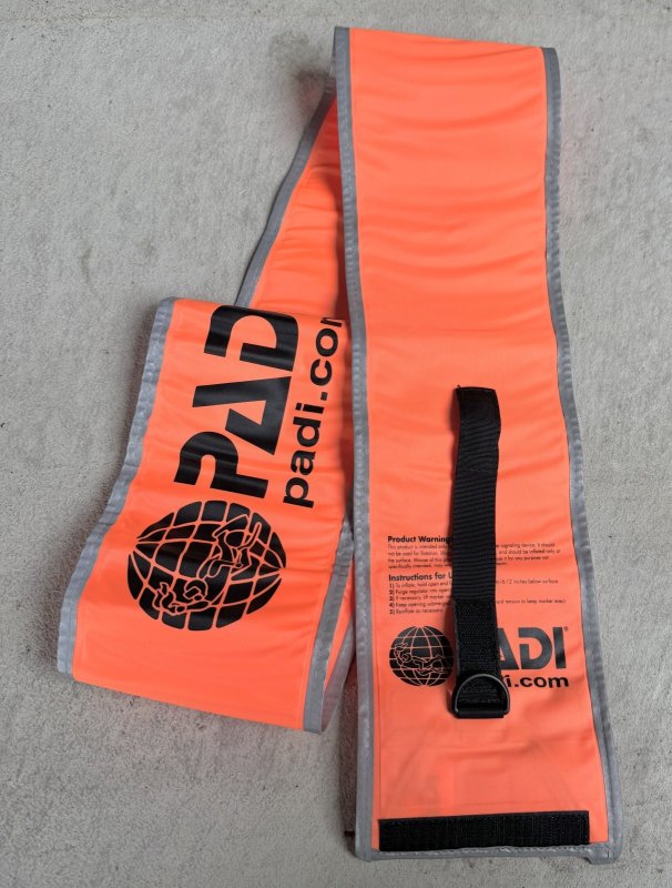 画像1: 米軍放出品 PADI ダイバー サーフェス シグナル マーカーブイ（SMB） (1)