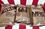 画像1: 米軍実物 ワーニック社　2026年検　MREレーション/戦闘食　3個セット (1)