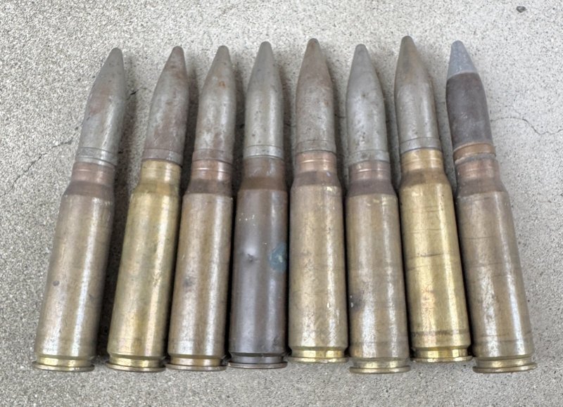 画像3: 米軍実物  M61A1 VULCAN  20mm 薬莢 使用済み 安全品 8発 (3)
