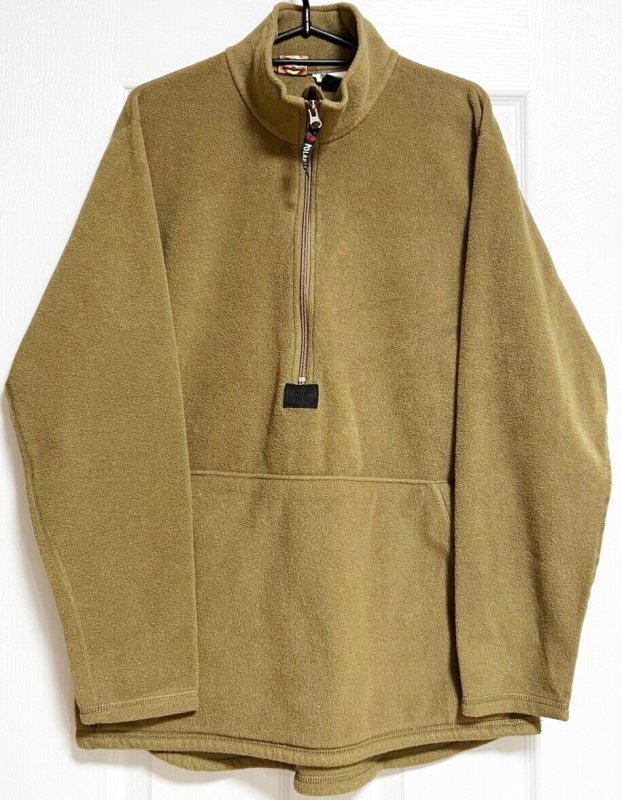 画像1: 米海兵隊実物　USMC ポーラテックフリース　コヨーテ　MEDIUM (1)