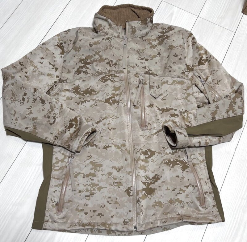 画像1: 米軍実物　USMC COMBAT DESERT JACKET　MEDIUM (1)