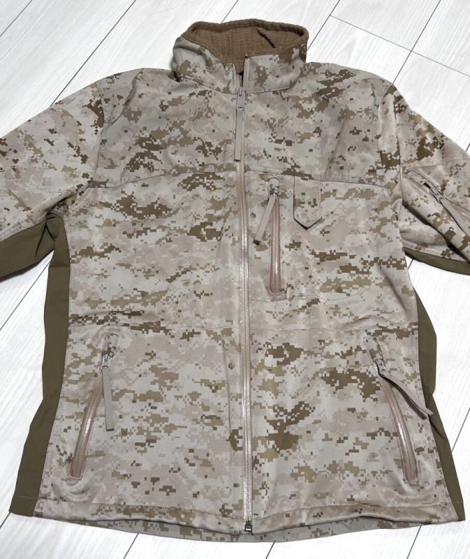 画像2: 米軍実物　USMC COMBAT DESERT JACKET　MEDIUM (2)