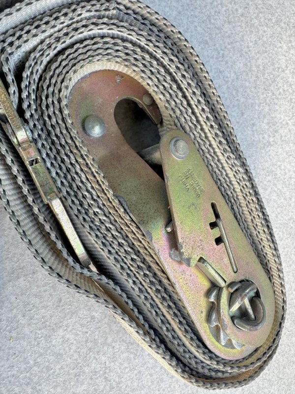 画像2: 米軍放出品 KINEDYNE ラッシングベルト ラチェットストラップ  (2)