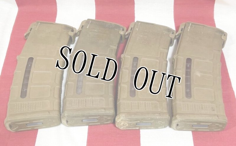 画像2: 米軍実物 MAGPUL PMAG 30 GEN M3 AR-15/M4/M16 30連マガジン   WINDOW 両窓 30rd マグ 5.56mm コヨーテタン　4個セット  (2)
