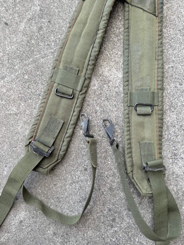 画像2: 米軍実物 LC-2 ナイロン Y型サスペンダー (2)