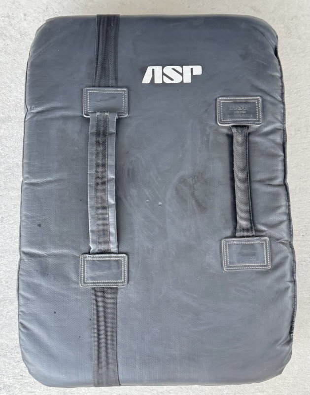 画像3: 米軍実物 ASP 格闘技 パンチングパッド トレーニングバッグ (3)