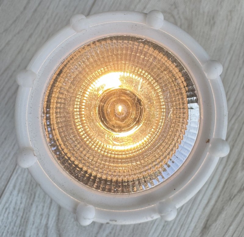 画像10: 米軍実物 Bright Star ホワイト プラスチック フラッシュ ライト (10)