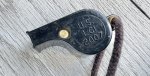 画像3: 米軍放出品 ホイッスル ブラック (3)