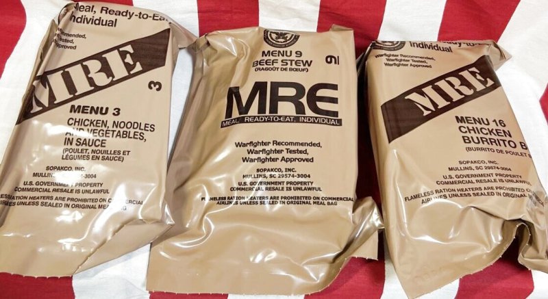 画像1: 米軍実物 2024年検【SOPAKCO】MREレーション/戦闘食 3個セット キャンプ 車中泊 (1)