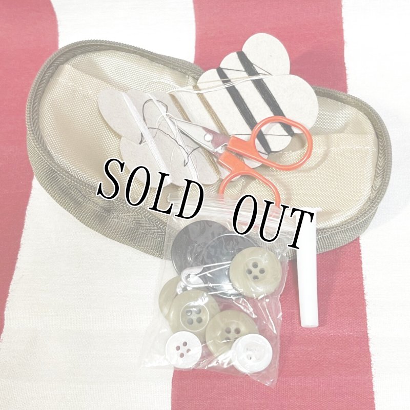 画像3: 米軍放出品.Military Sewing Kit 　ソーイングキット　マルチ (3)