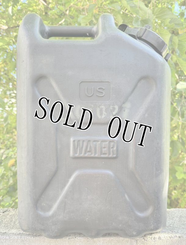 画像1: 米軍実物 WATER タンク　(プラスチック) ブラック　❷ (1)