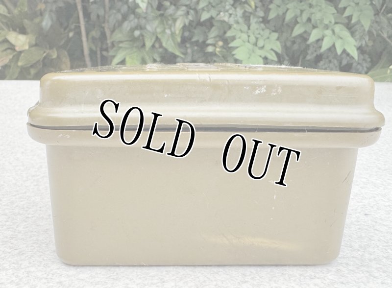 画像15: 米軍実物 ファーストエイドキットセット BOX (15)