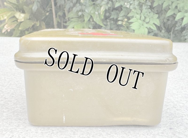 画像17: 米軍実物 ファーストエイドキットセット BOX (17)