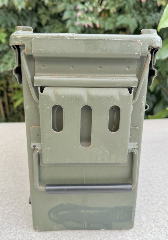 画像2: 米軍実物 弾薬ケース 40mm Ammo Box (2)