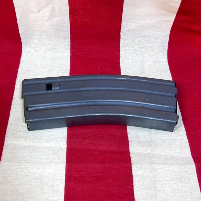 画像1: 米軍実物  COLT'S　M16/M4　30連　5,56MM　マガジン (1)