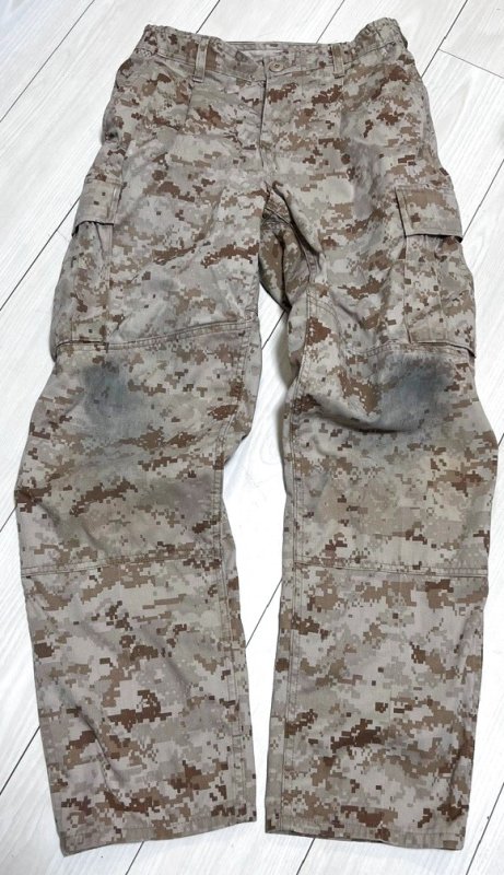 画像1: 米軍実物 USMC デザートマーパットパンツ　SMALL-SHORT (1)