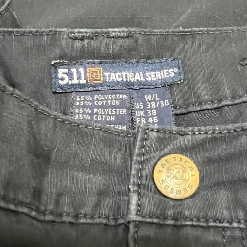 画像6: 米軍放出品 5.11　タクティカルパンツ　38/30 (6)