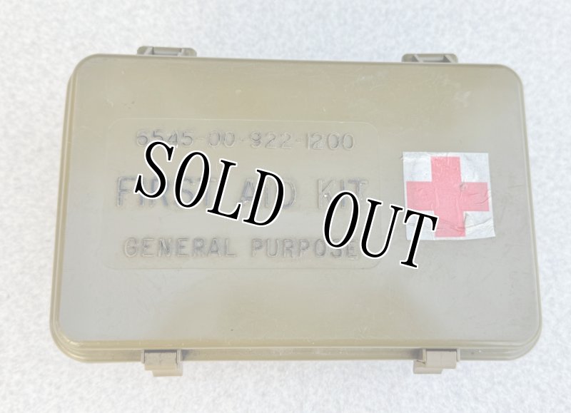 画像9: 米軍実物 ファーストエイドキットセット BOX (9)