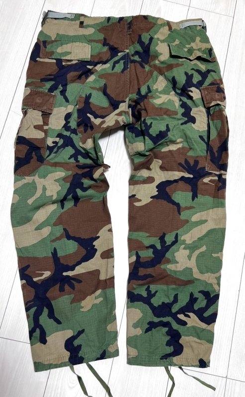 画像2: 米軍実物 ウッドランドカモ リップストップ 迷彩パンツ　X LARGE-SHORT (2)