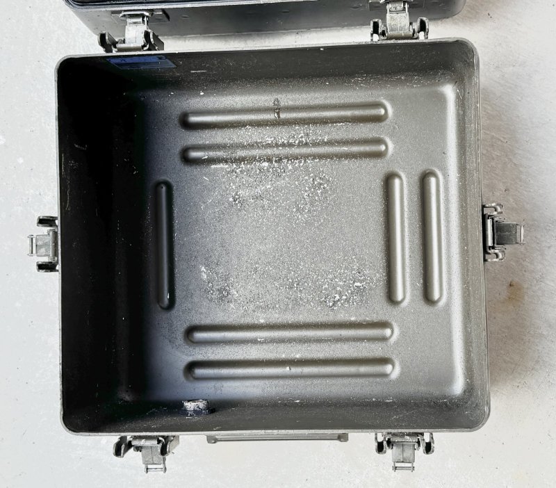 画像11: 米軍実物 NIGHT VISION GOGGLES STORAGE CASE AN/PVS-7A (11)