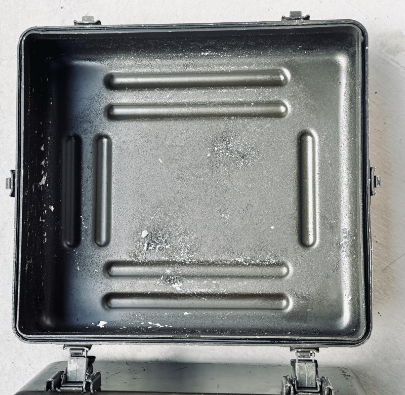 画像12: 米軍実物 NIGHT VISION GOGGLES STORAGE CASE AN/PVS-7A (12)