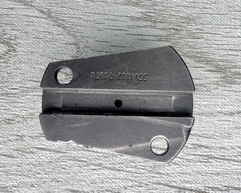 画像1: 米軍実物 Browning M2 .50 Cal. Round Bolt Selector Switch (1)