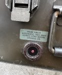 画像9: 米軍実物 NIGHT VISION GOGGLES STORAGE CASE AN/PVS-7A (9)