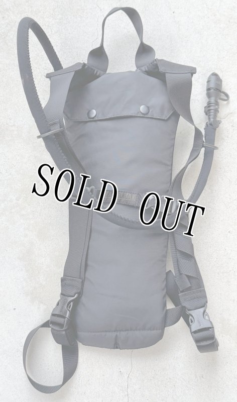 画像3: 米軍放出品 CAMELBAK   ハイドレーションバッグ (3)