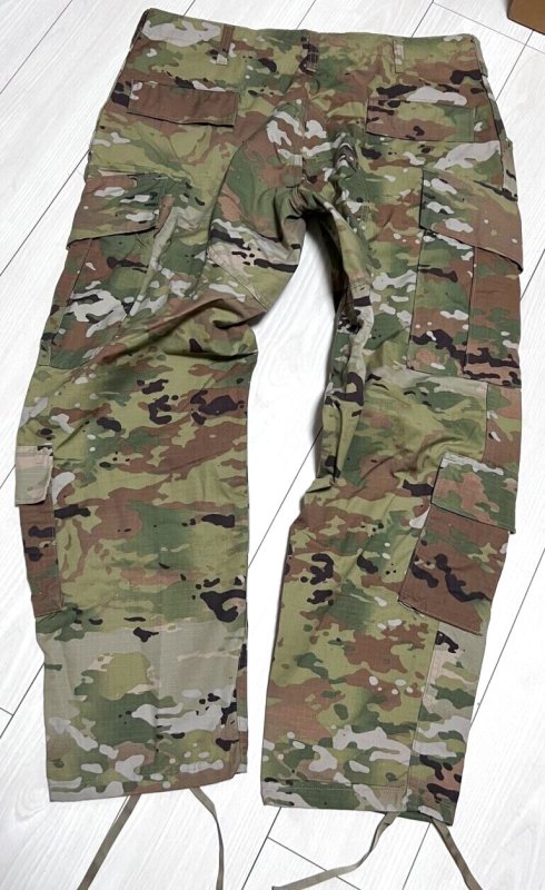 画像2: 米軍実物 スコーピオン マルチカム パンツ　LARGE-SHORT (2)