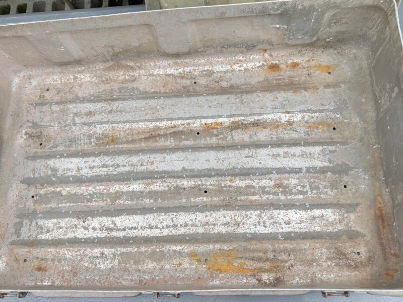 画像10: 米軍実物 ミリタリー OD アルミ BOX (10)