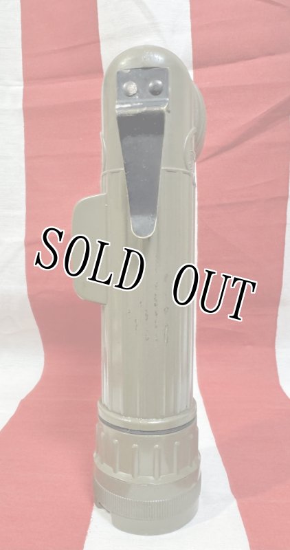 画像3: 米軍実物 FULTON MX-991/U L型 LED フラッシュライト OD  (3)