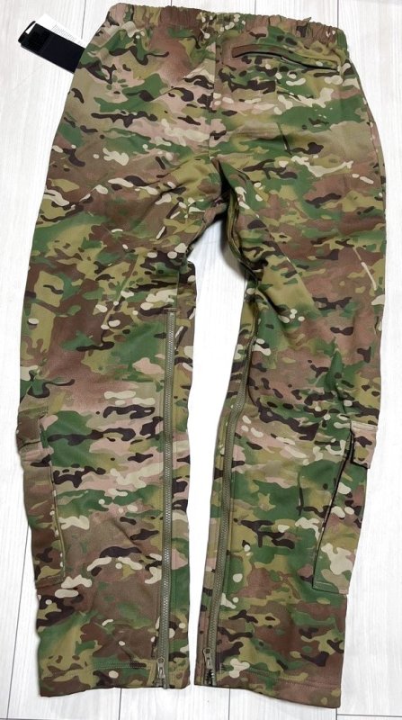 画像2: 米軍実物 MASSIF エレメントパンツ マルチカム　LARGE (2)