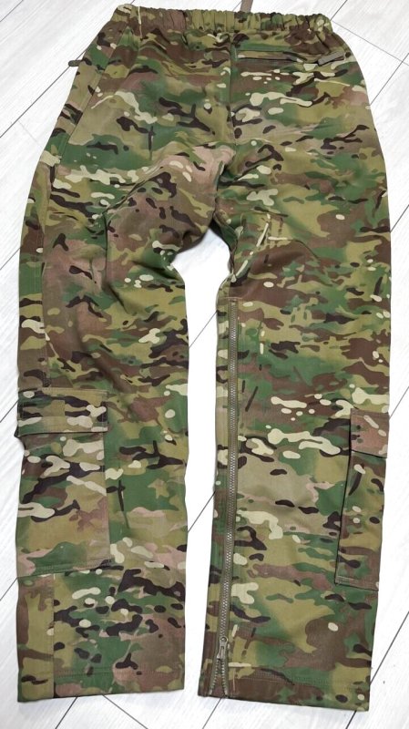 画像3: 米軍実物 MASSIF エレメントパンツ マルチカム　MEDIUM (3)