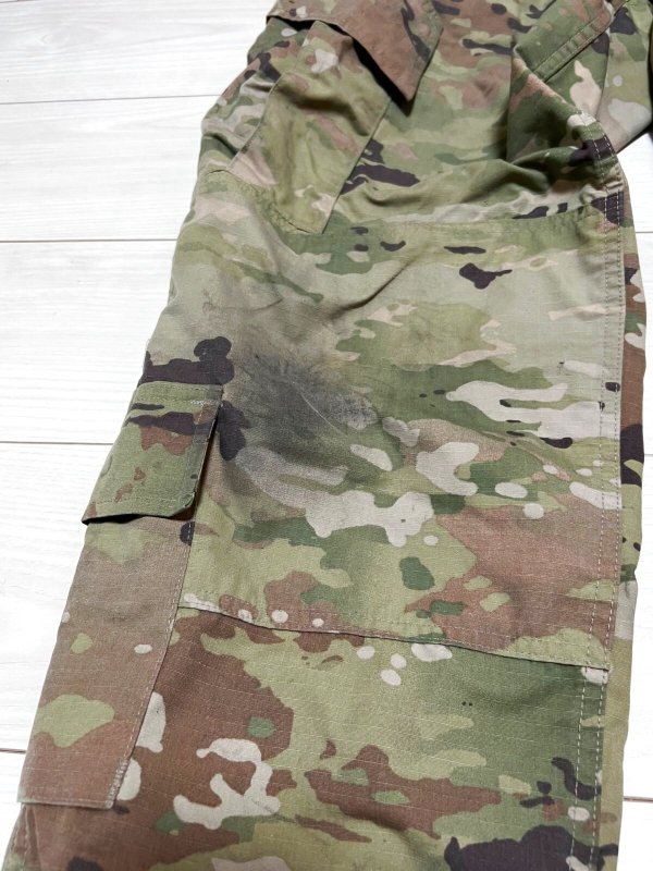 画像2: 米軍実物 スコーピオン マルチカム パンツ　MEDIUM-SHORT (2)