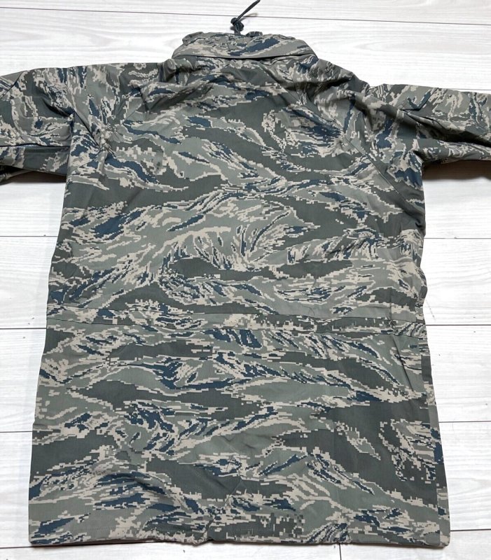 画像4: 米軍実物 USAF　米空軍　ABU　GORE-TEX　パーカー　SMALL-LONG (4)