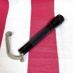 画像1: 米軍放出品 MAG-LITE(マグライト) MINI 懐中電灯   (1)