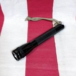 画像2: 米軍放出品 MAG-LITE(マグライト) MINI 懐中電灯   (2)