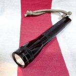 画像3: 米軍放出品 MAG-LITE(マグライト) MINI 懐中電灯   (3)